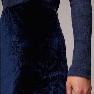 Elegant Navy Blue Velvet Skirt